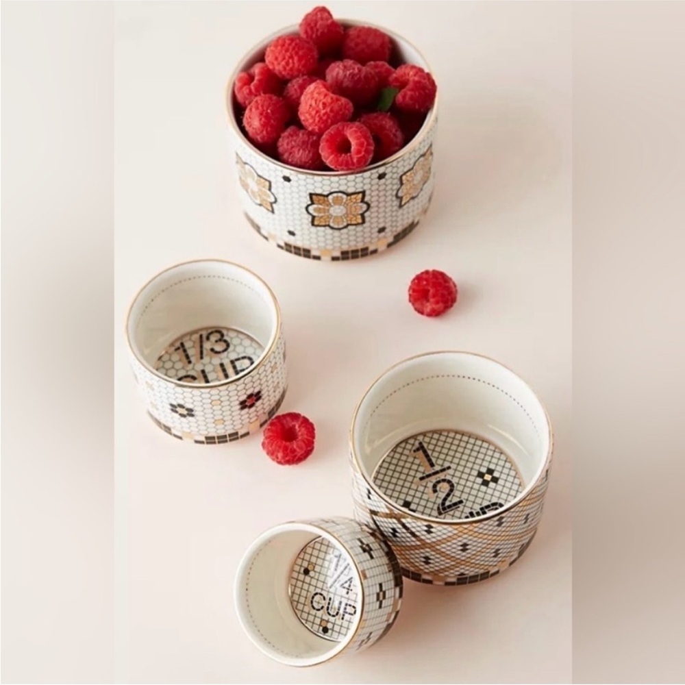 Bistro Measuring Cups Set